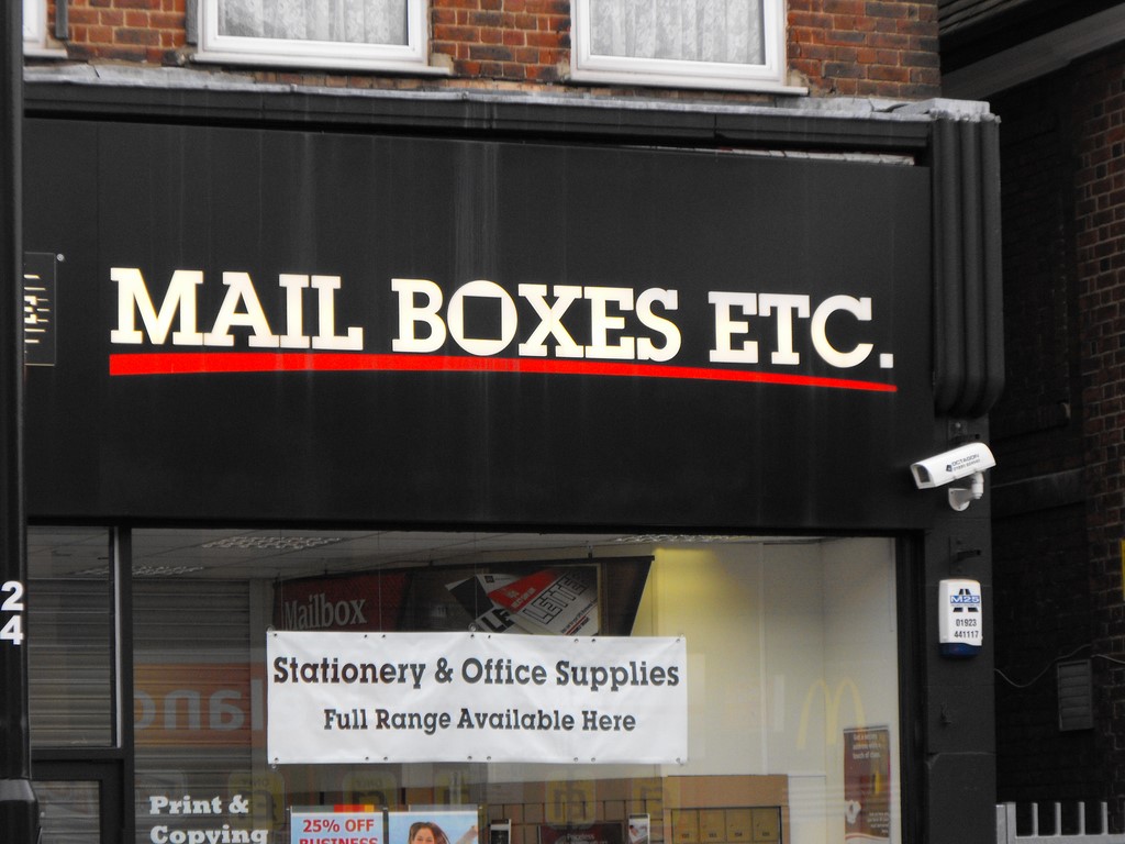113 Mail Boxes Etc. Ruislip High Street