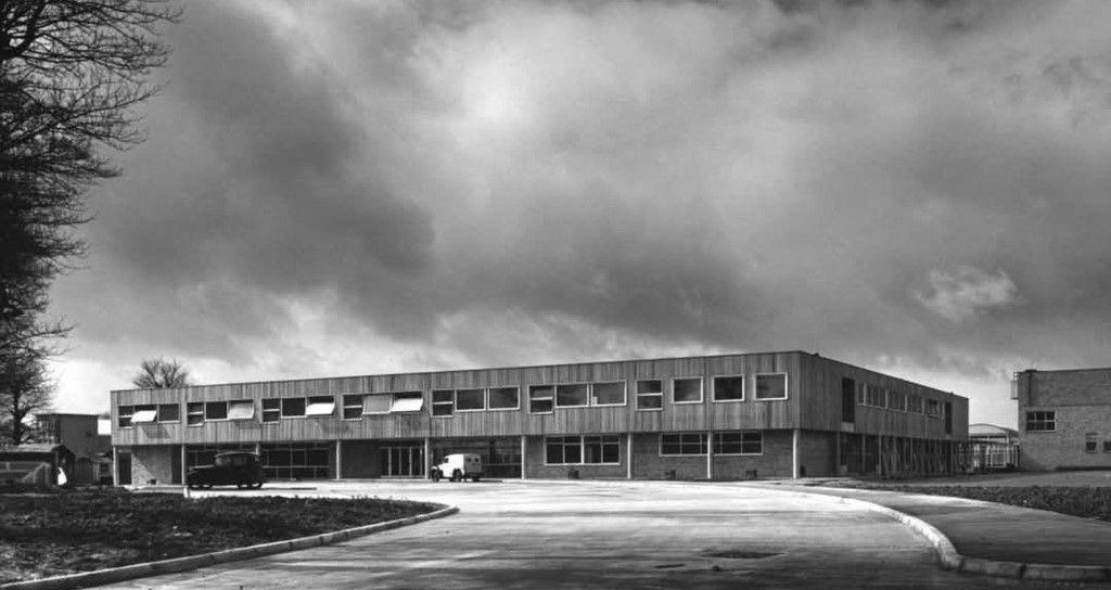 Queensmead School Soon After Completion