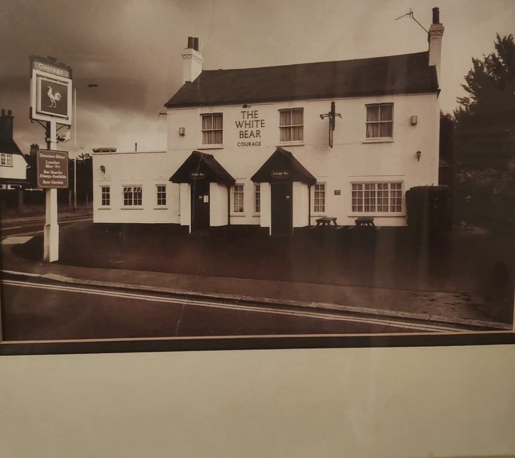 The White Bear Ruislip, A Courage Pub