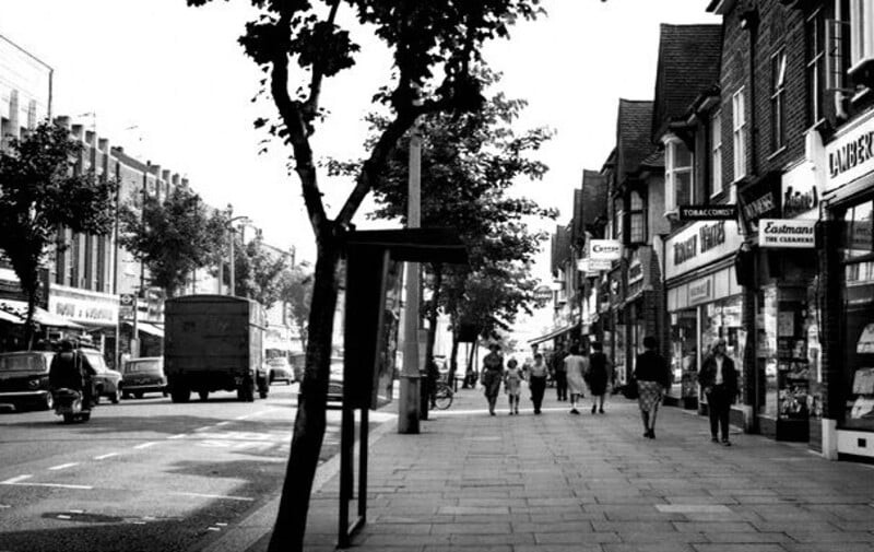 Ruislip High Street Postcard 33