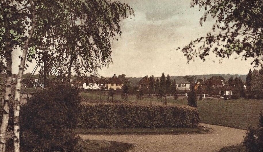 Churchfield Gardens Ruislip 1