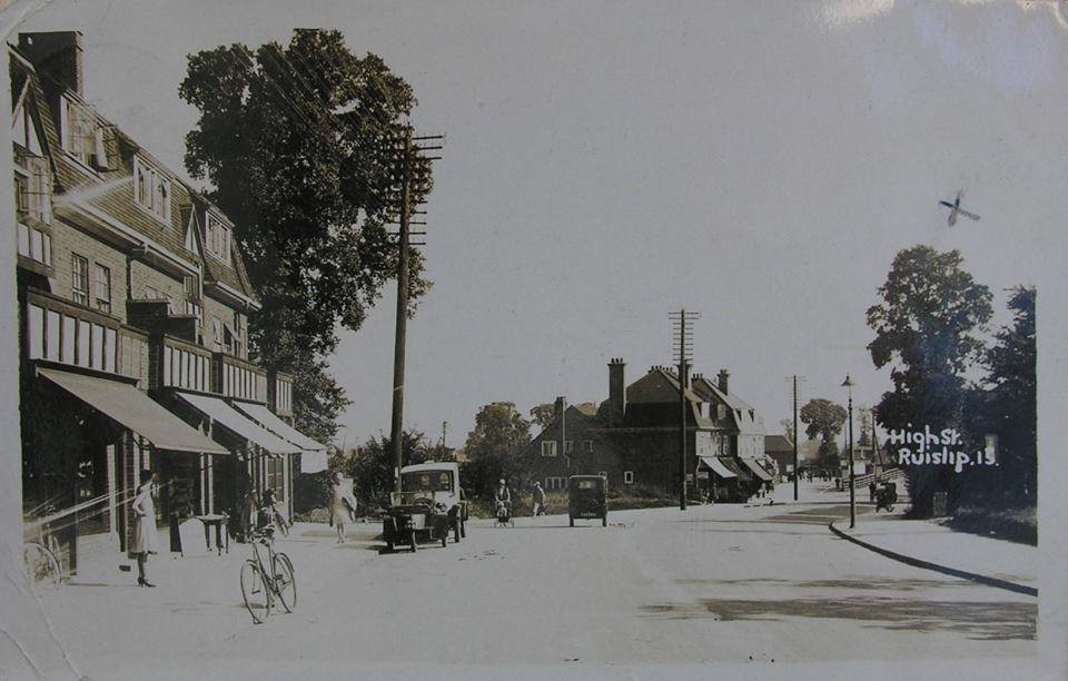 Ruislip High Street Postcard 17