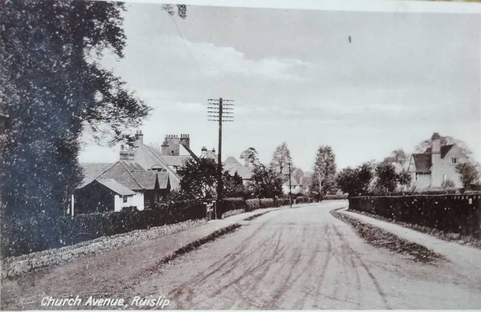 Church Avenue Ruislip looking South