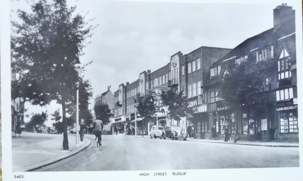 Ruislip High Street Postcard 29