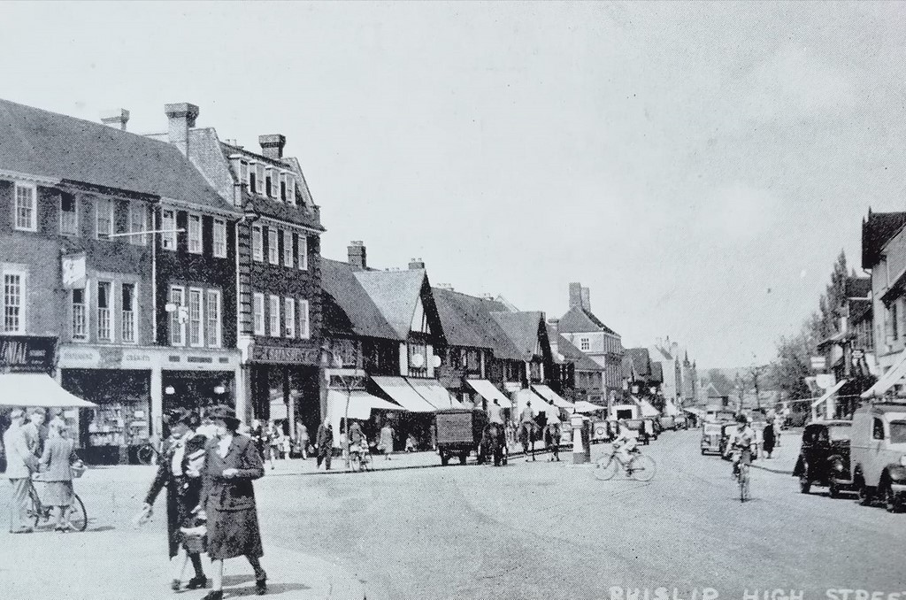 Ruislip High Street Postcard 30