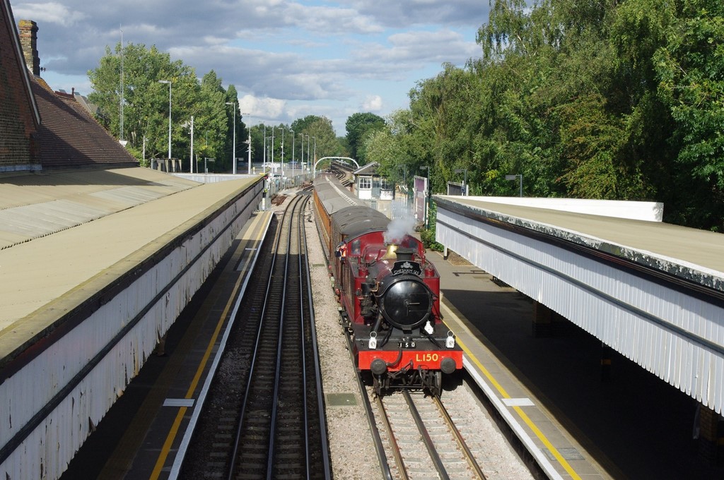 "Steam On The Met" At Ruislip