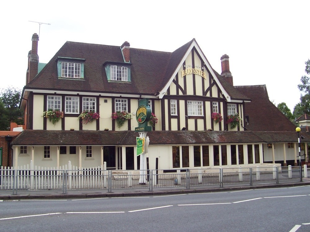 The George Ruislip 16