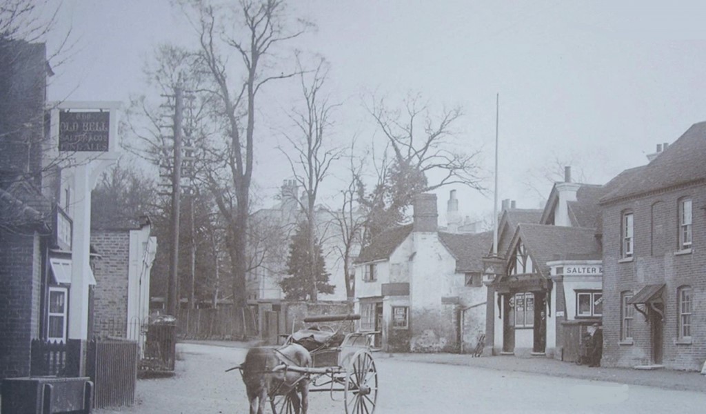 Ruislip High Street Postcard 41