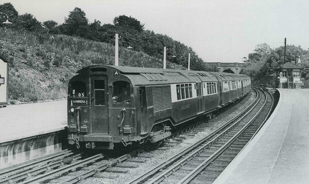 Piccadilly Line Train Making For Uxbridge