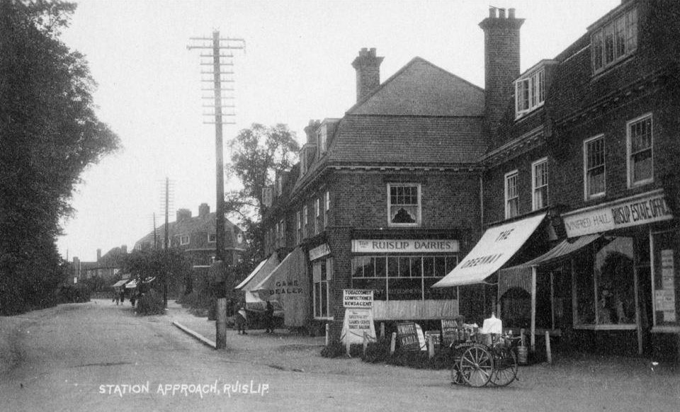 Ruislip High Street Postcard 52