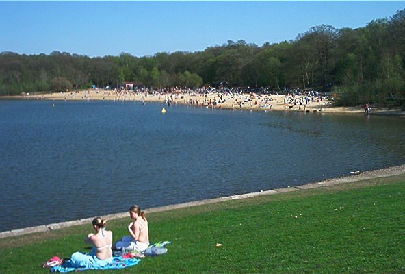 1990'S View Over The Lido