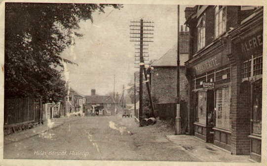 Ruislip High Street Postcard 56